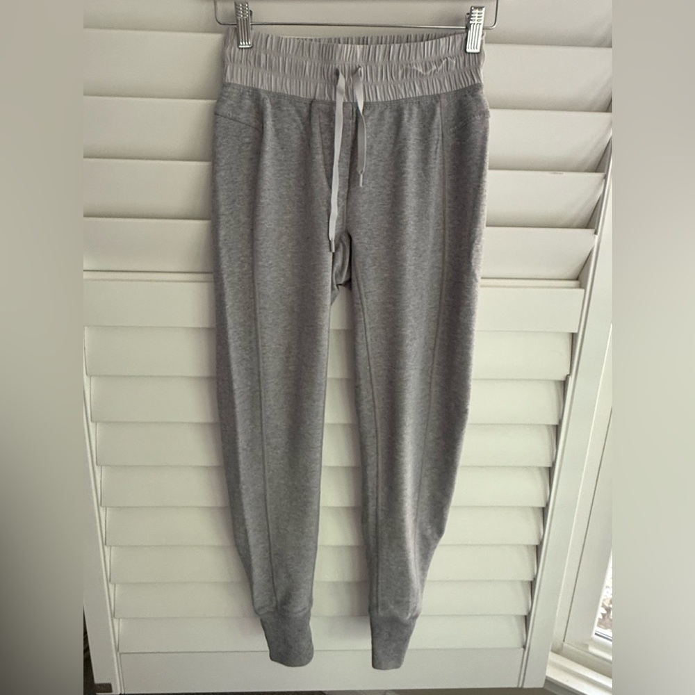 Lululemon Athletica Light Gray Sweatpants